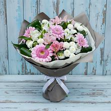 Букет цветов из:  Герберы, Альстромерии и Хризантемы в Жучки