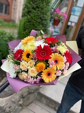Букет цветов из:  Герберы, Ромашки, Хризантемы, Розы и Подсолнухи #REPLACE_PRED# Жучки