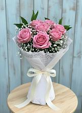 Букет цветов из:  Розы в Жучки