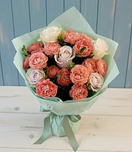 Букет цветов из:  Розы в Жучки