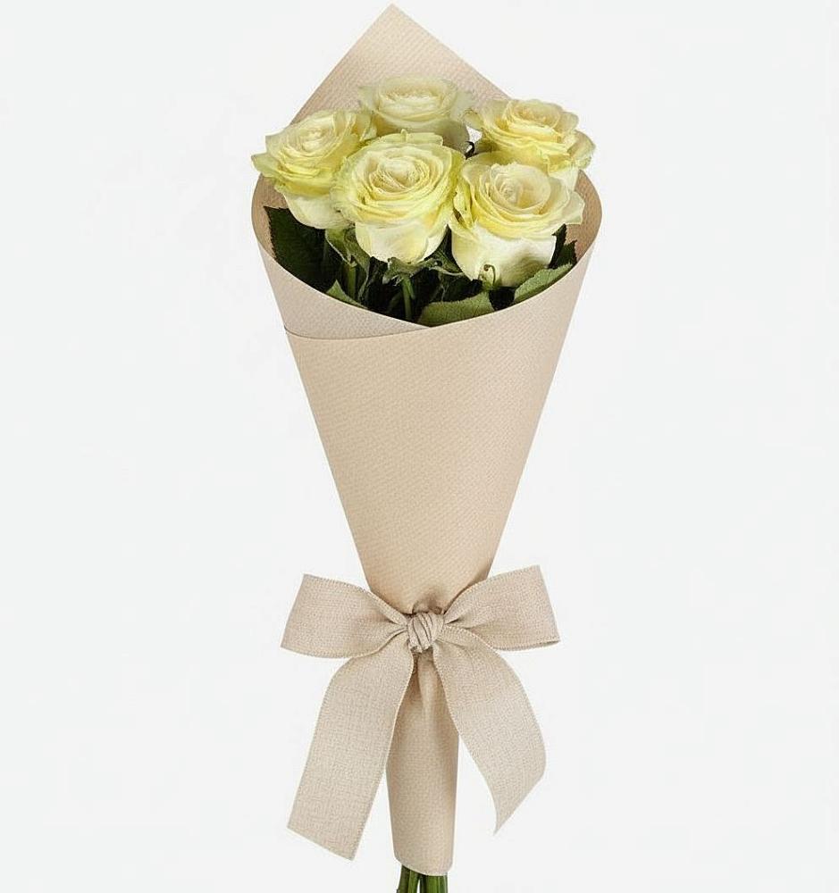 Букет цветов из: Розы в Жучки