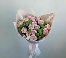 Букет цветов из:  Розы и Хризантемы в Жучки