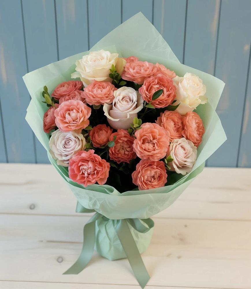 Букет цветов из: Розы в Жучки