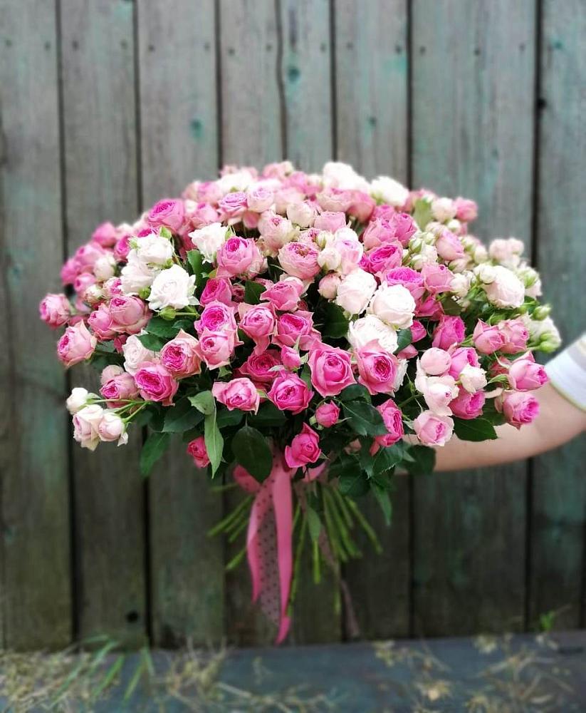 Букет Розовые кустовые розы Натали и Лав Лидия в Жучки