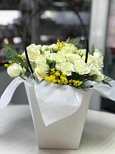 Цветочная композиция из Розы  в Жучки
