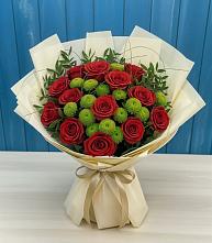 Букет цветов из:  Розы и Хризантемы в Жучки