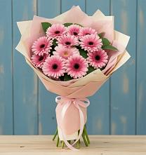 Букет цветов из:  Герберы в Жучки
